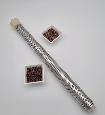 Edelstahlrohr 500mm für Eichenholz-Chips Feinloch mit montiertem Silikonstopfen